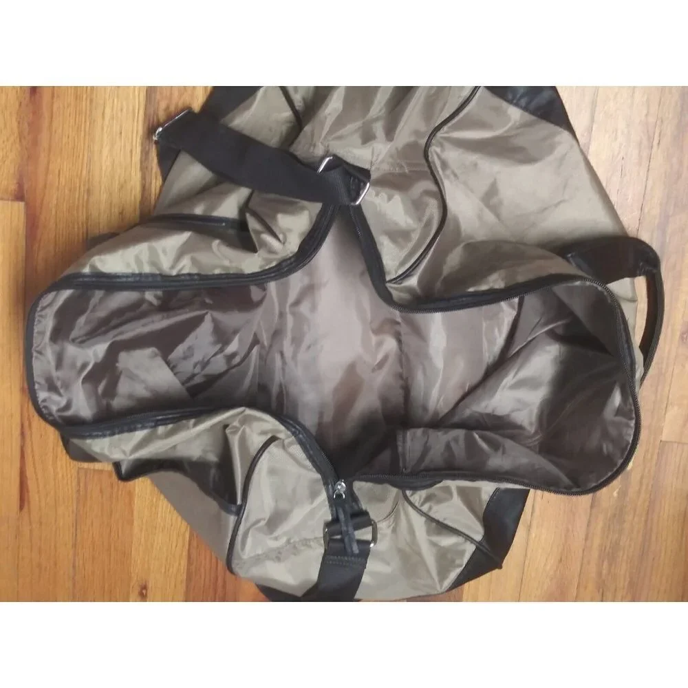 Calvin Klein Duffle Duffel Bag beige brown Weekend Gym Flight Travel 21.5